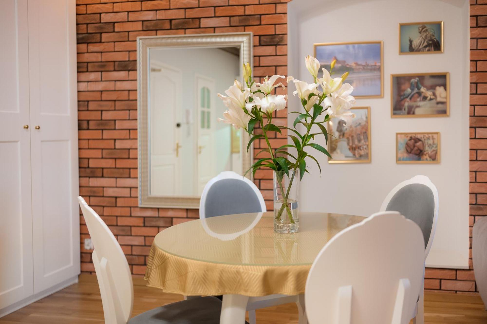 Athome Torun Apartamenty Exterior foto